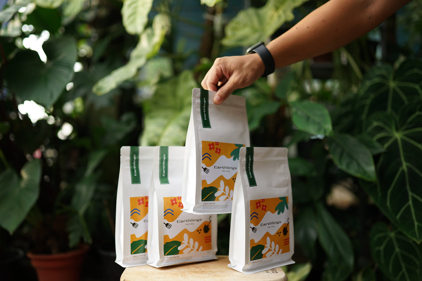 Earthling Plant Food 400g Pack